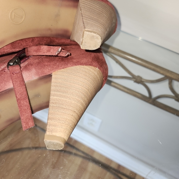 Universal Thread Rust Suede Heeled Boots - Picture 4 of 6